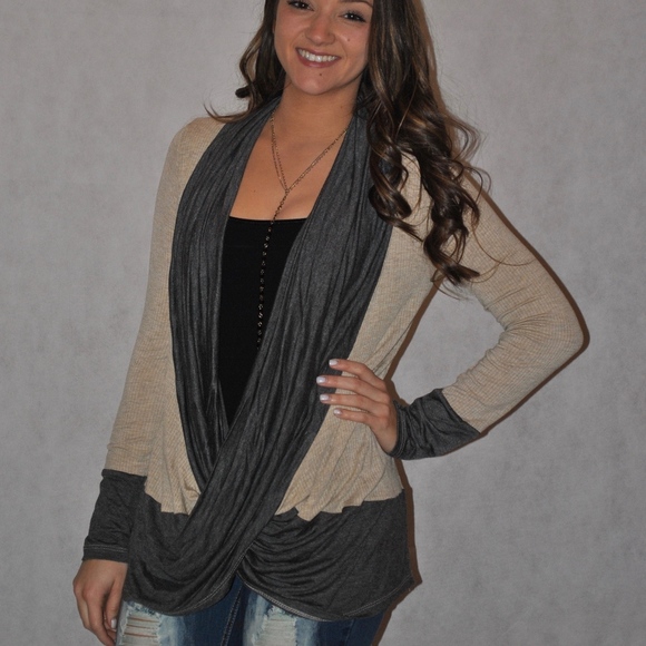 💥LAST ONE Fine Gauge wrap knit shirt - Picture 2 of 4